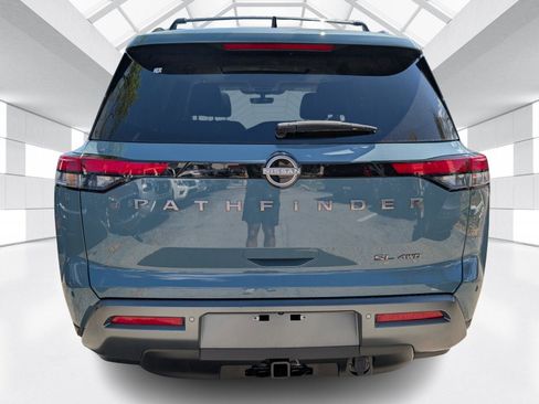 New 2026 Nissan Pathfinder SL image 8