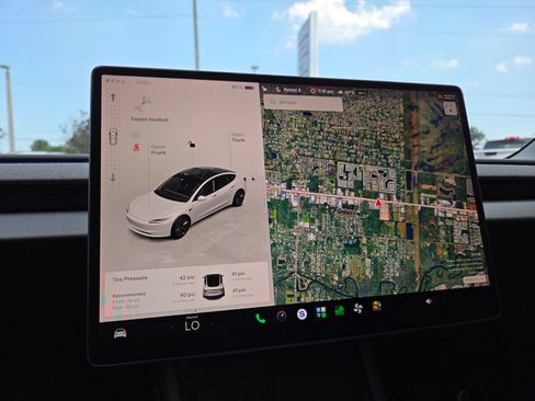 Used 2025 Tesla Model 3 Long Range RWD image 33