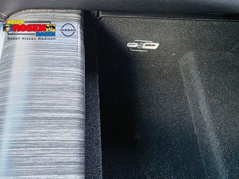 Used 2024 Jeep Wagoneer L Series II w/ Flexible Seating Group AWD/4WD image 23