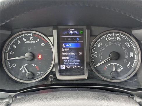 Certified 2023 Toyota Tacoma TRD Off-Road image 11