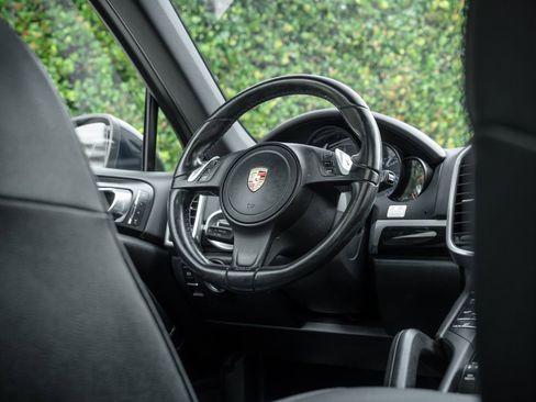 Used 2014 Porsche Cayenne Diesel image 45