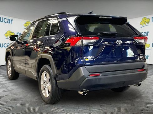 Used 2023 Toyota RAV4 XLE w/ Convenience Package image 4