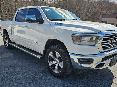 Used 2023 RAM 1500 Laramie AWD/4WD image 5