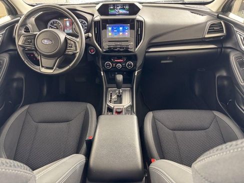 Used 2022 Subaru Forester Premium image 13