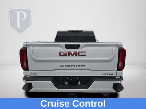 Used 2023 GMC Sierra 2500 AT4 w/ AT4 Premium Plus Package image 7