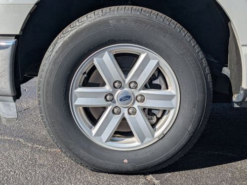 Used 2022 Ford F150 XLT image 19