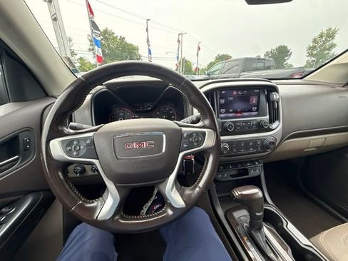 Used 2015 GMC Canyon SLT w/ Driver Alert Package AWD/4WD image 26