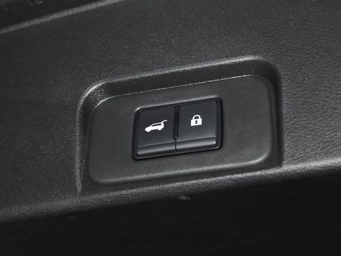 Certified 2026 Nissan Rogue SV AWD/4WD image 28