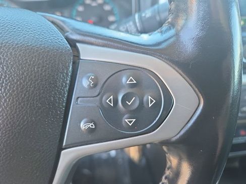 Used 2022 Chevrolet Colorado LT w/ Fleet Safety Package image 21