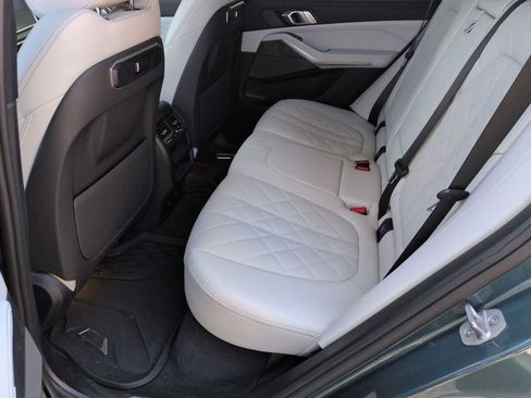 Used 2025 BMW X5 xDrive40i w/ Premium Package image 21