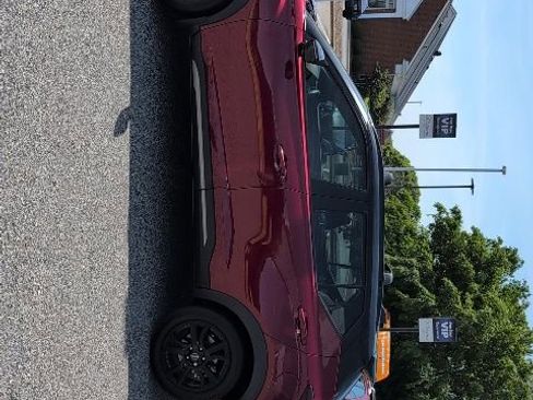 Used 2023 Nissan Kicks SR w/ SR Premium Package image 20