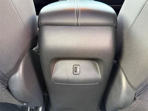 Used 2020 Nissan Sentra SV image 26