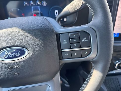 Used 2025 Ford F350 Lariat w/ Lariat Ultimate Package image 18