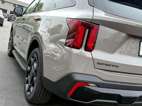 New 2026 Kia Sorento SX AWD/4WD image 10