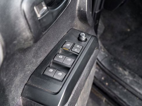 Certified 2023 Toyota Tacoma SR image 17