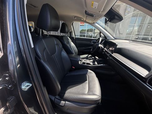 Used 2024 Kia Sorento S FWD image 44