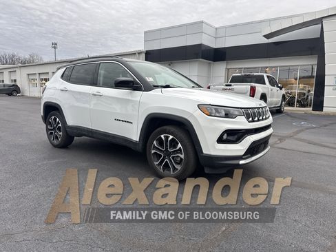 Used 2022 Jeep Compass Limited image 1