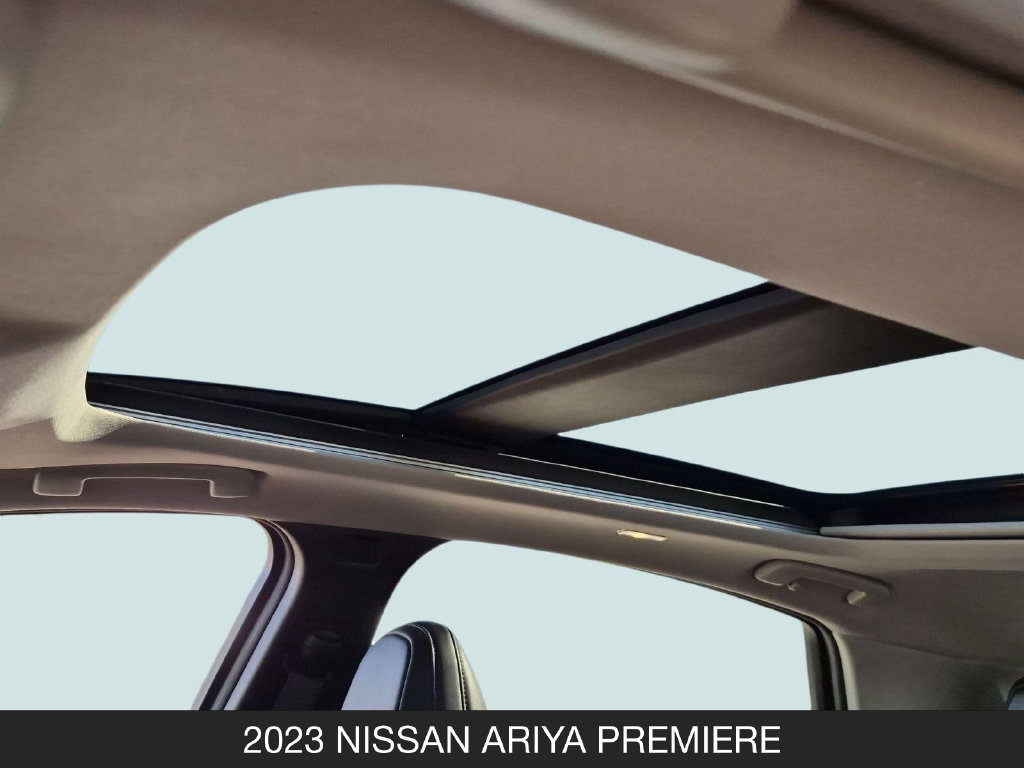 Used 2023 Nissan Ariya FWD image 16