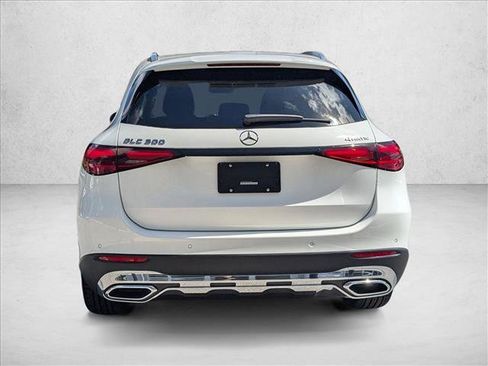 Used 2026 Mercedes-Benz GLC 300 4MATIC image 7