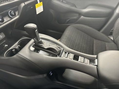 New 2026 Honda HR-V LX image 17