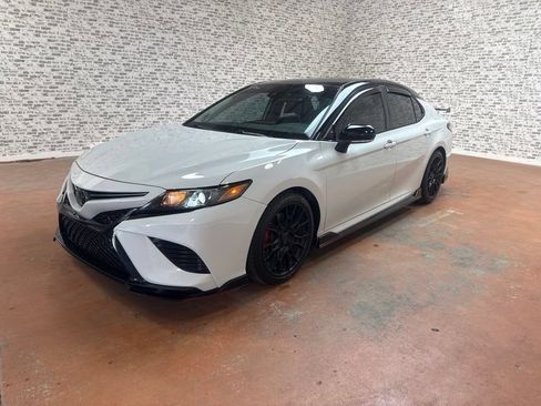 Used 2021 Toyota Camry TRD w/ TRD Package w/JBL Audio FWD image 3