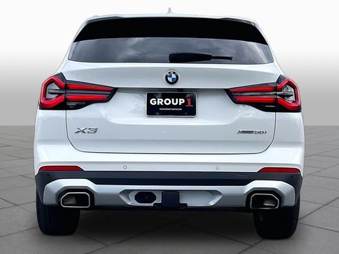 Used 2024 BMW X3 xDrive30i w/ Premium Package w/ZPA AWD/4WD image 4