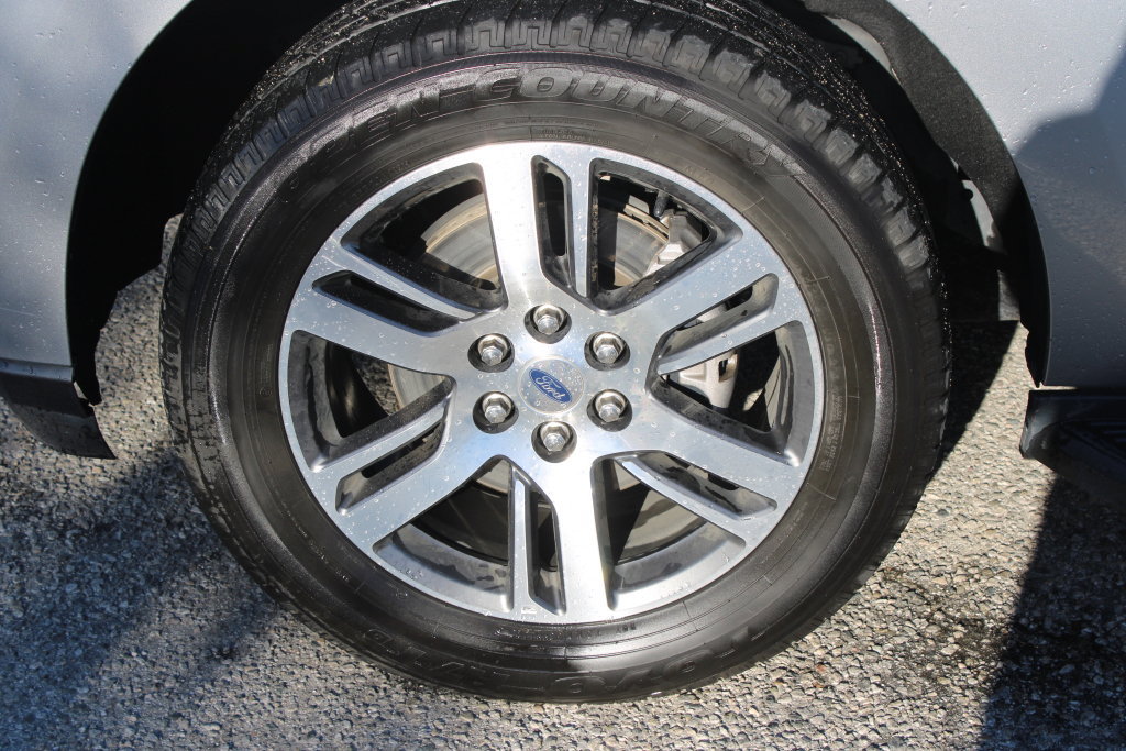 Used 2024 Ford Expedition Max Limited RWD image 8