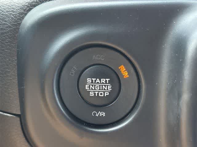 Used 2022 Jeep Wrangler Unlimited Rubicon AWD/4WD image 26