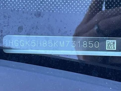 Used 2019 Honda Fit EX image 19