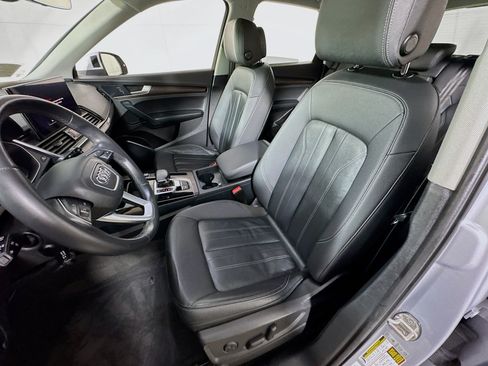 Used 2023 Audi Q5 2.0T Premium w/ Convenience Package AWD/4WD image 13