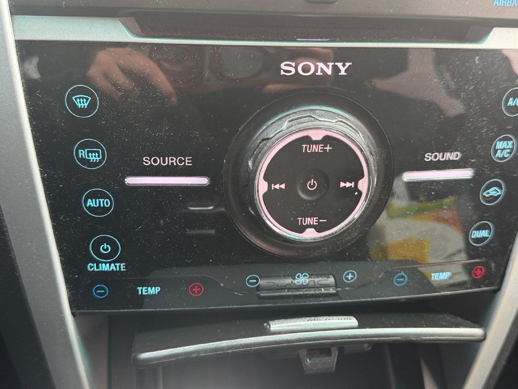 Used 2014 Ford Explorer Limited AWD/4WD image 28