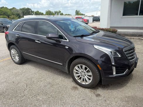 Used 2018 Cadillac XT5 FWD image 1