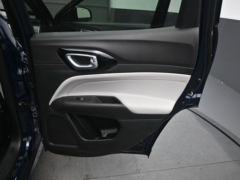 New 2026 Jeep Compass Limited image 16