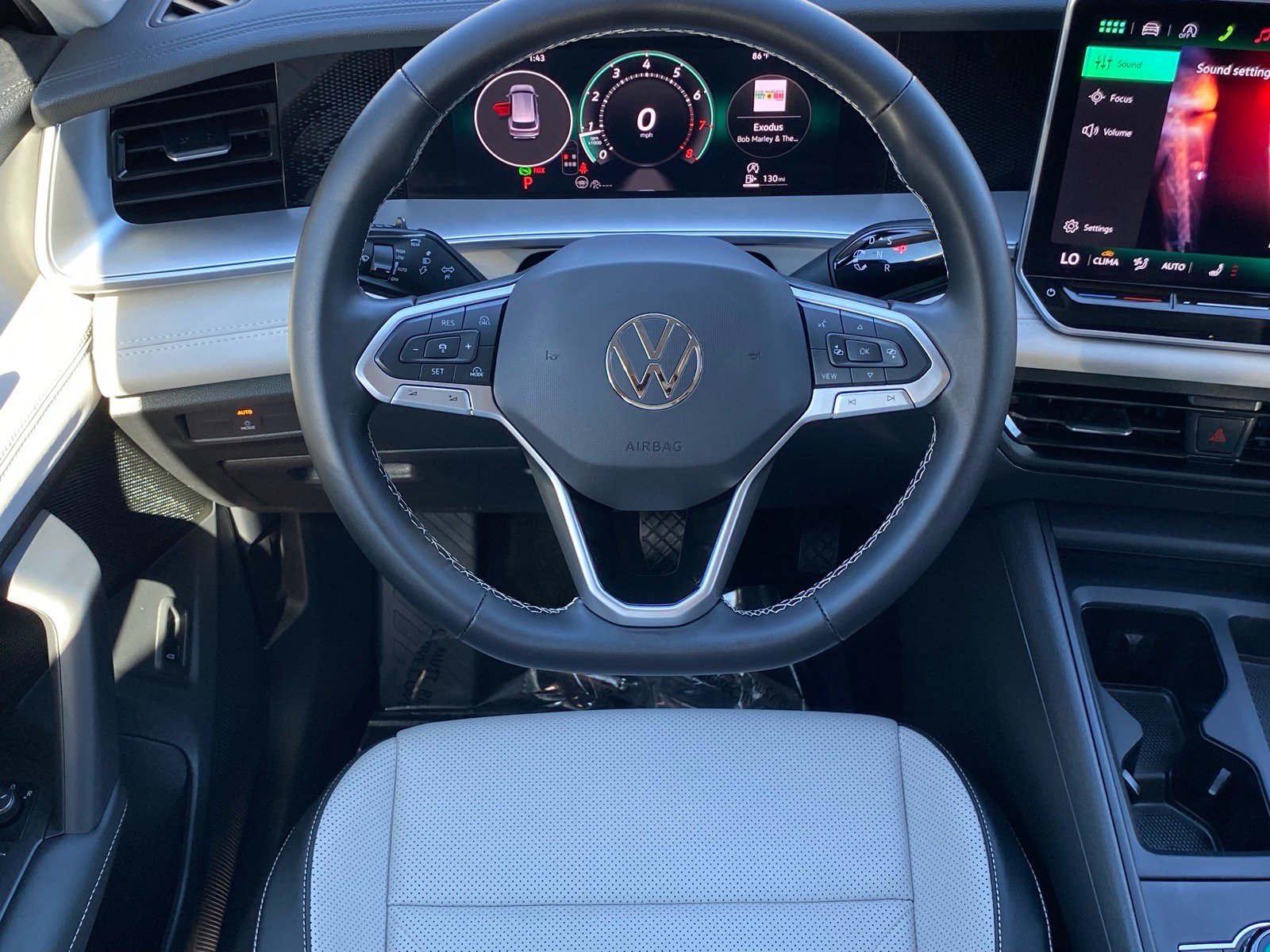 Certified 2026 Volkswagen Tiguan SE FWD image 6