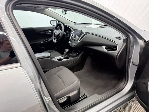 Used 2024 Chevrolet Malibu LT FWD image 14