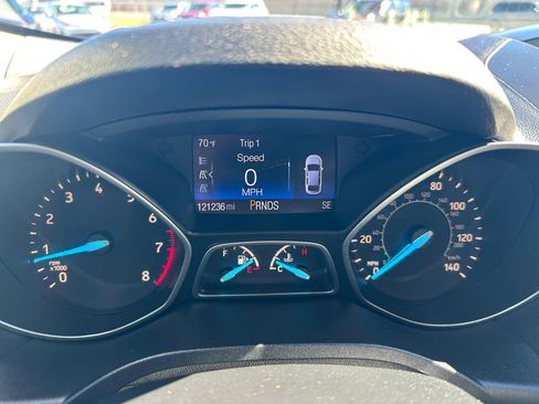 Used 2018 Ford Escape S image 8