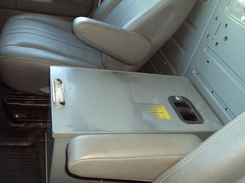 Used 2012 Chevrolet Express 1500 AWD image 22