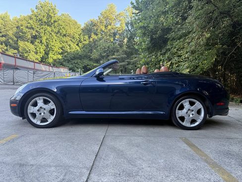 Used 2005 Lexus SC 430 Convertible RWD image 1
