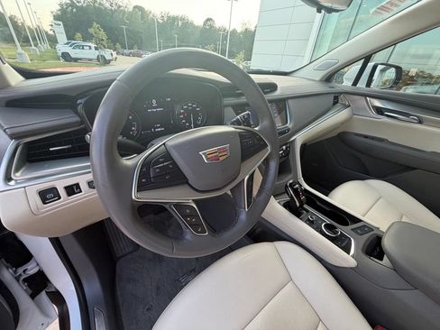 Used 2023 Cadillac XT5 Premium Luxury w/ Technology Package FWD image 13