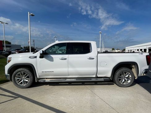 Used 2020 GMC Sierra 1500 SLT w/ SLT Premium Plus Package AWD/4WD image 4