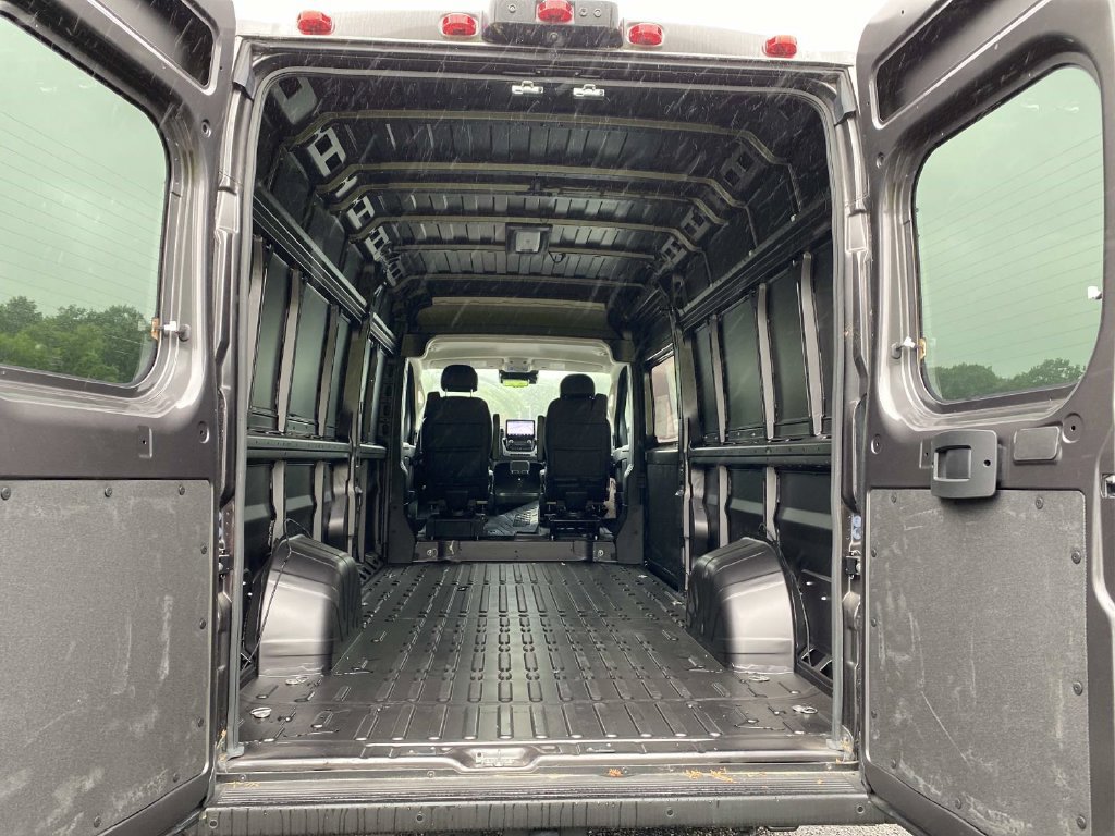 Used 2025 RAM ProMaster 3500 w/ Quick Order Package 22H SLT+ FWD image 5
