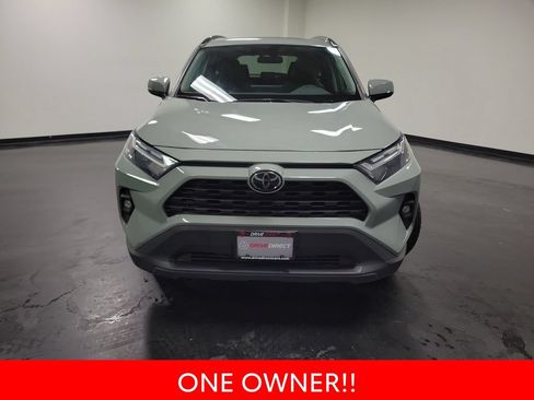 Used 2022 Toyota RAV4 XLE Premium AWD/4WD image 3