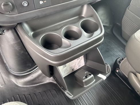 New 2025 Chevrolet Express 3500 w/ Power Convenience Package image 40