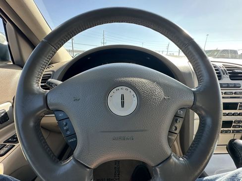 Used 2005 Lincoln LS RWD image 31