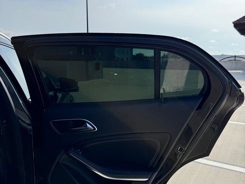 Used 2015 Mercedes-Benz GLA 250 image 19