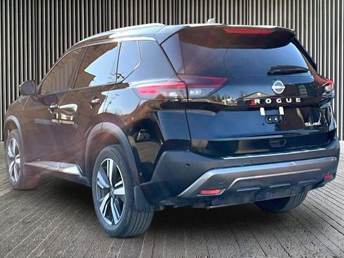 Used 2023 Nissan Rogue SL w/ SL Premium Package image 11