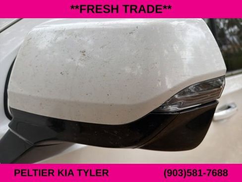 Used 2023 GMC Yukon XL Denali Ultimate image 7