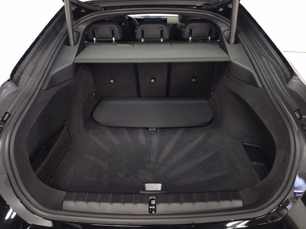 Used 2024 BMW i4 eDrive35 w/ Convenience Package RWD image 8