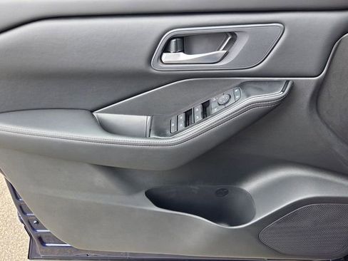 New 2026 Nissan Rogue SV FWD image 27