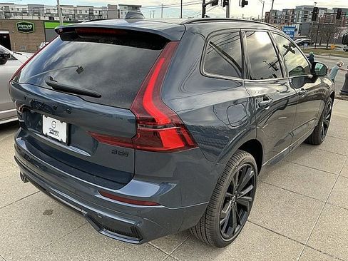 New 2026 Volvo XC60 B5 Ultra w/ Climate Package image 6